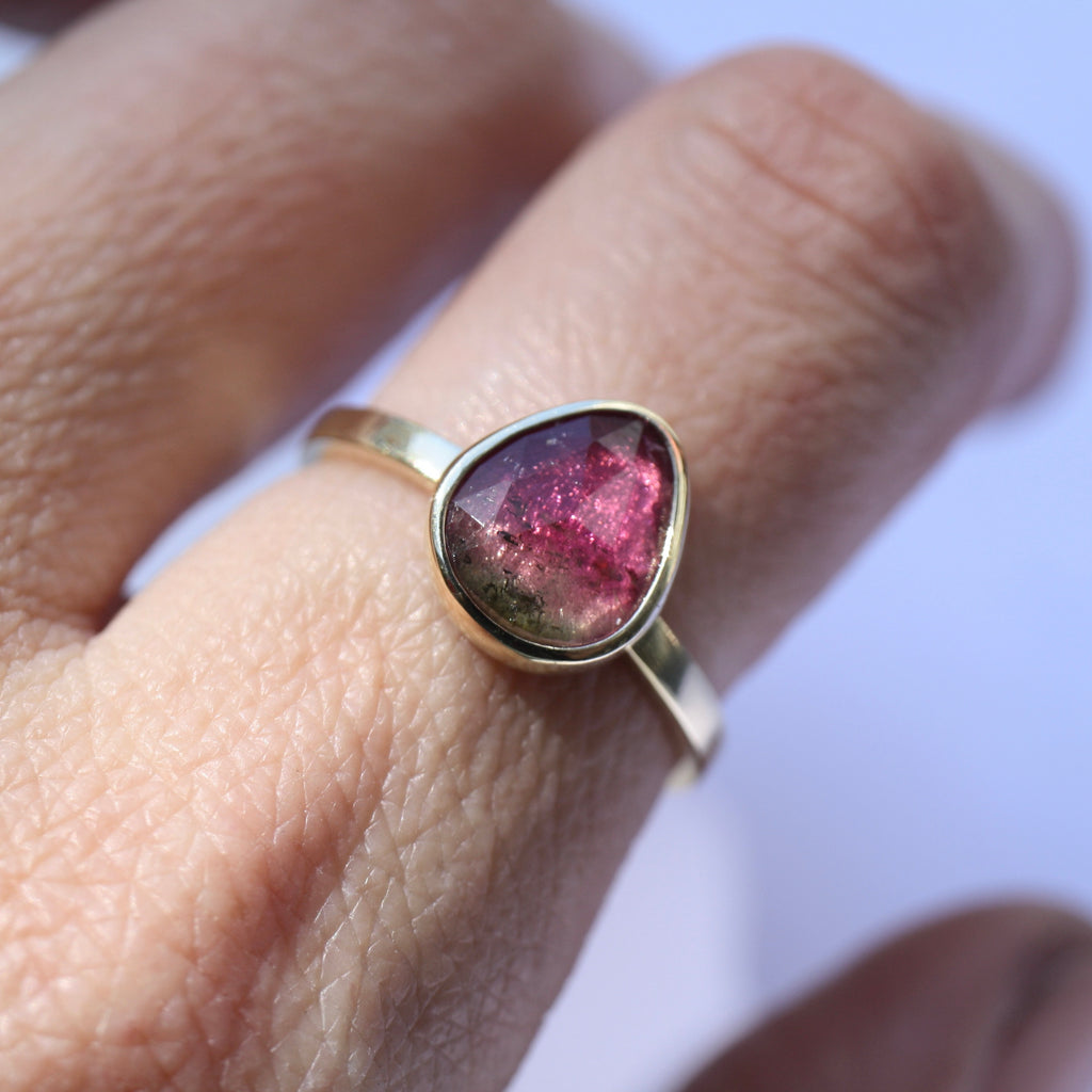 9ct Yellow Gold Pink Pear Tourmaline Ring