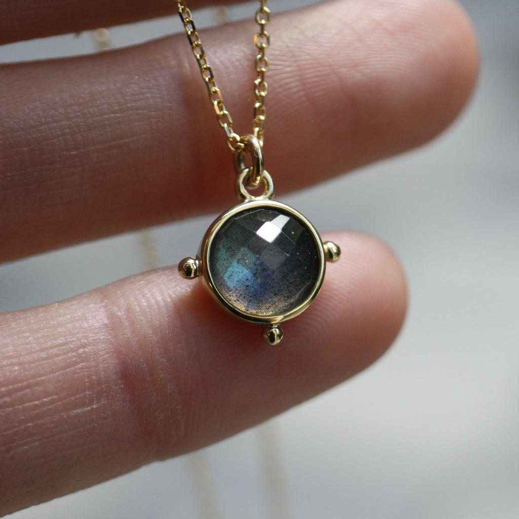 9ct Yellow Gold Labradorite Necklace