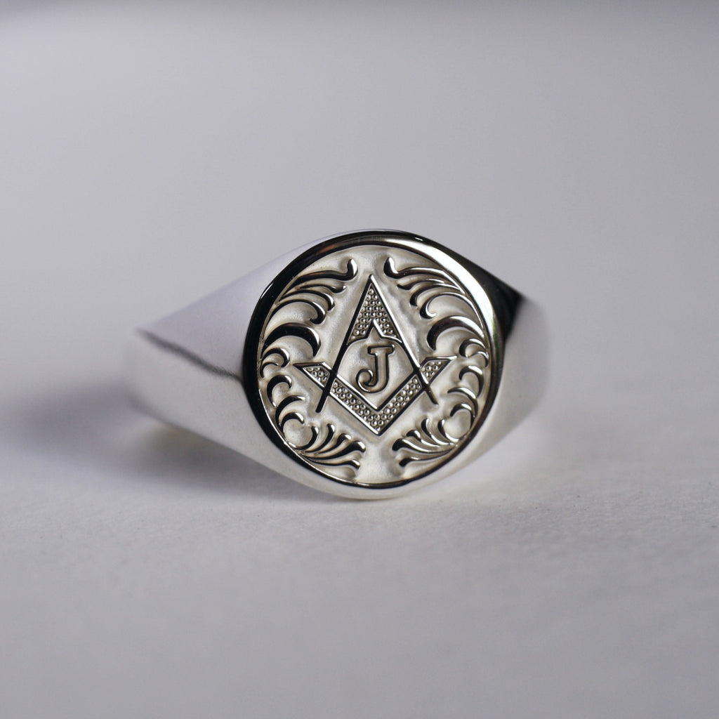 Large Circle Signet Ring