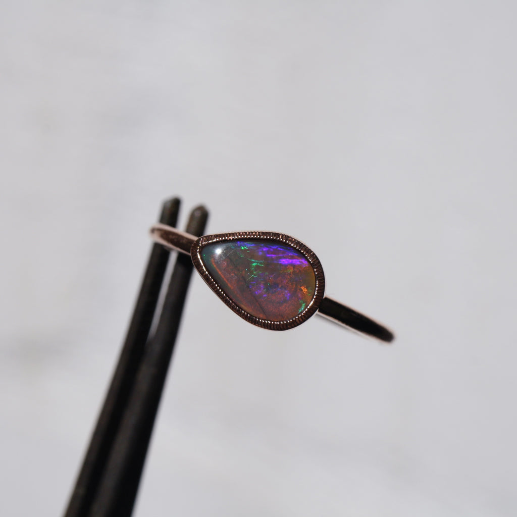 9ct Gold Lighting Ridge Opal Ring