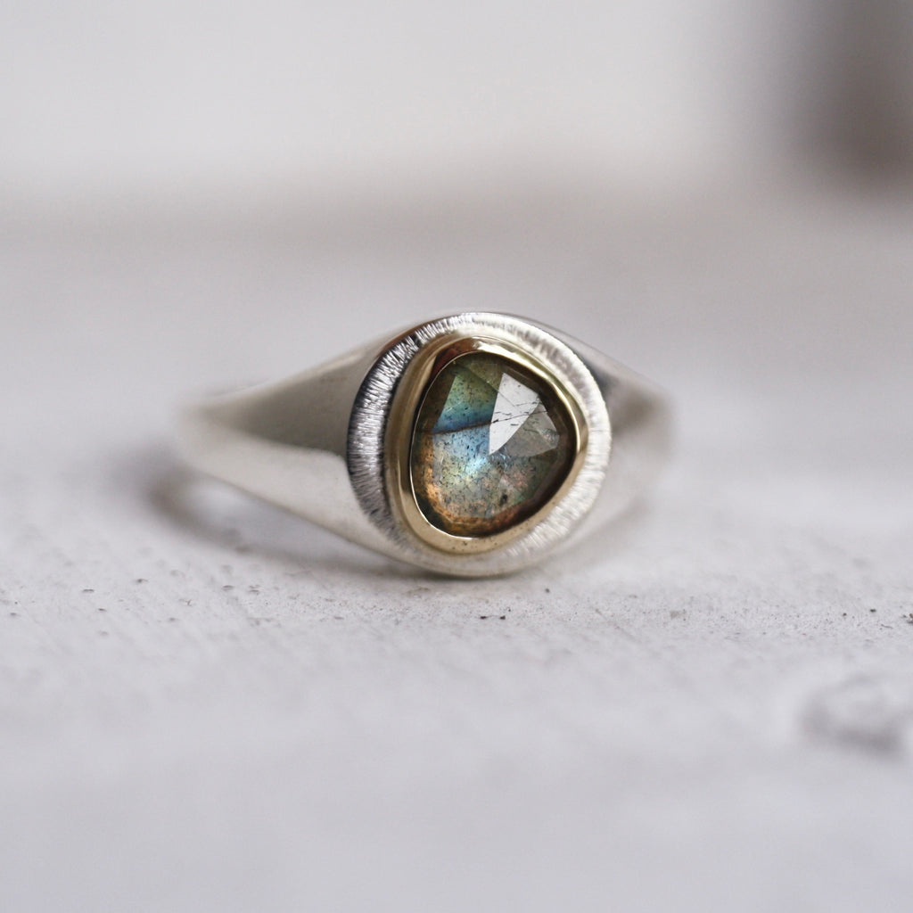 Labradorite Signet Ring