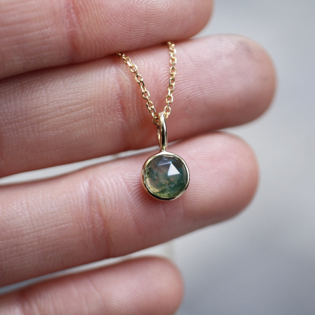 9ct Yellow Gold Mini Moss Agate Necklace