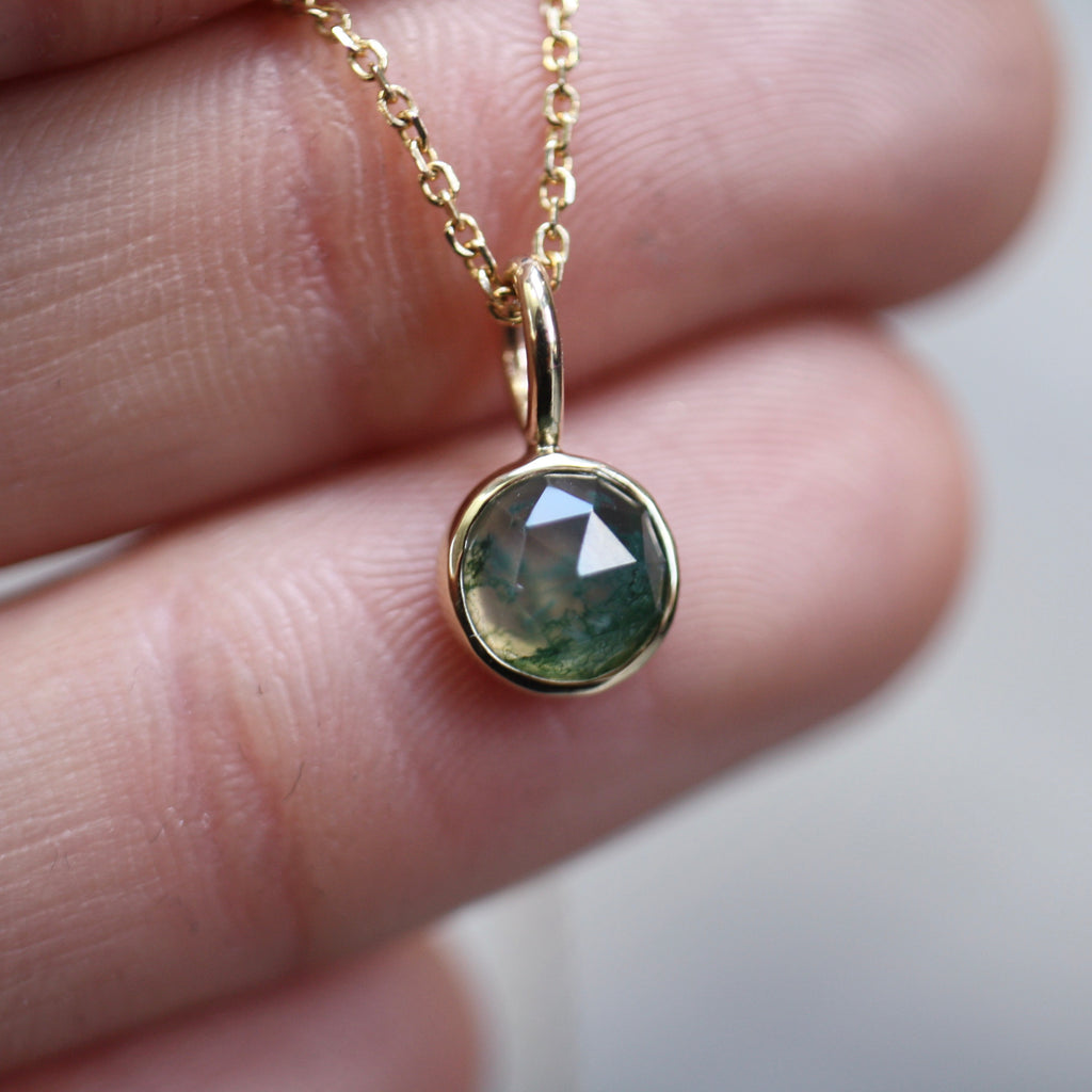 9ct Yellow Gold Mini Moss Agate Necklace