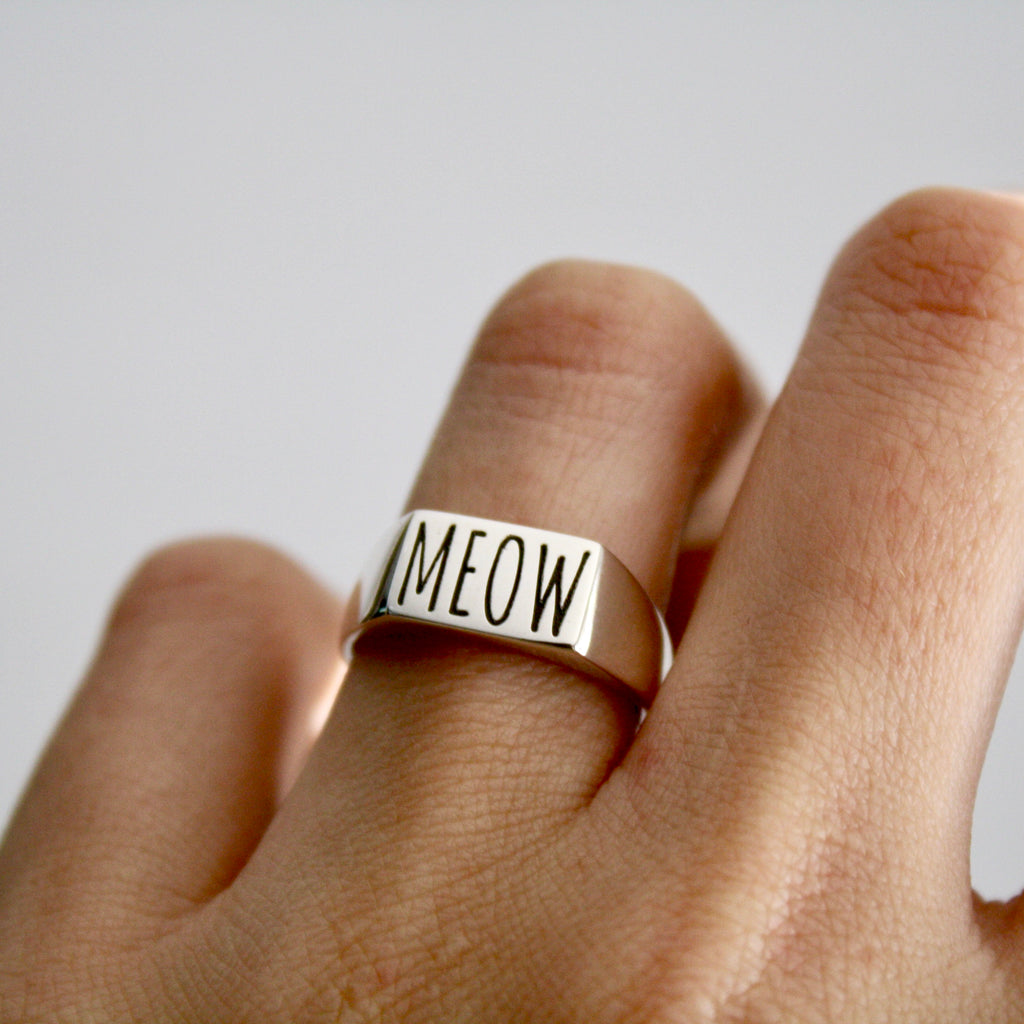 Meow Signet Ring