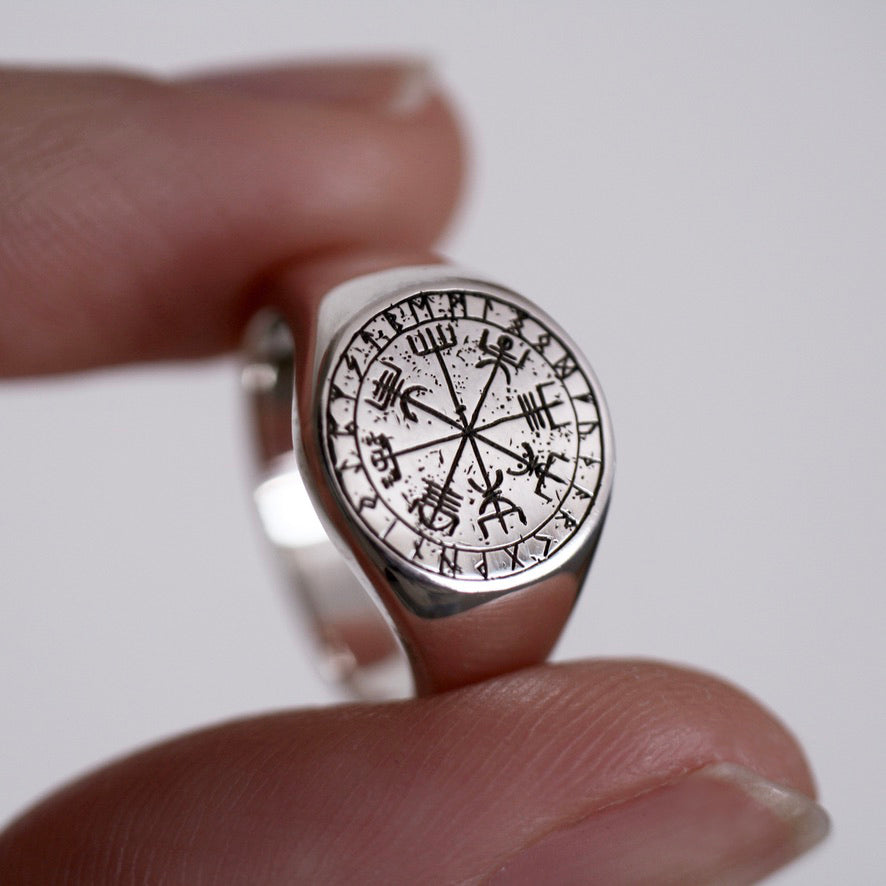 Nordic Compass Signet Ring