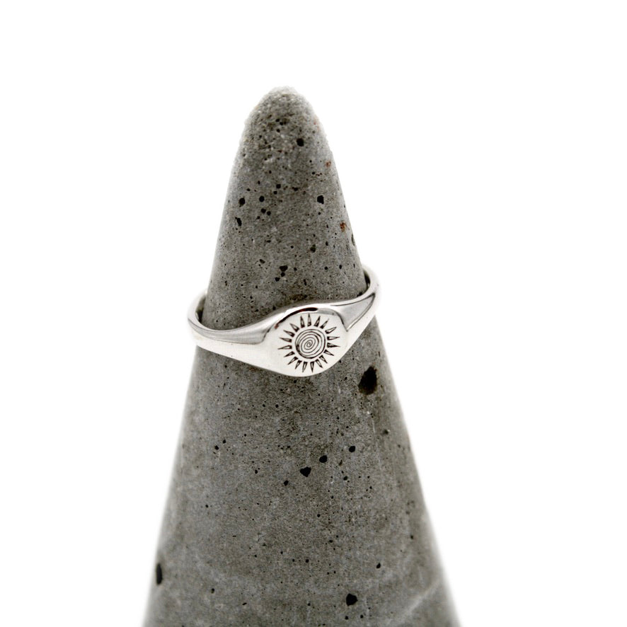 custom engraved signet ring by jade rabbit design